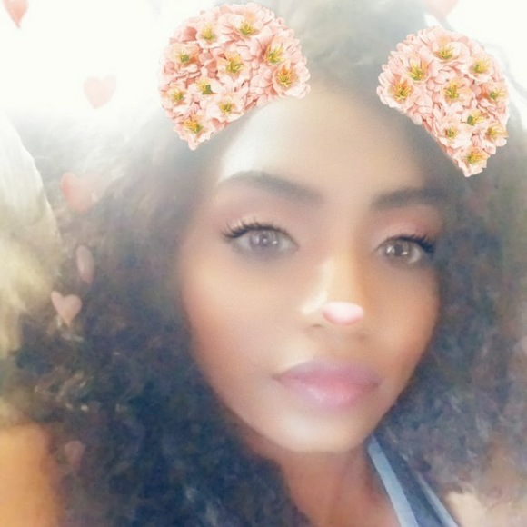 dinishawillis95